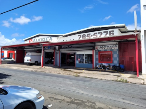                                                                                             Aurofa Tire Center
• Gomas para todo Vehículo	
• Reparación, Balanceo y Rotación de Gomas
• Baterías
• Alineamiento Computarizado
• Tren Delantero
• Frenos ( ABS)
• Cambio Aceite y Filtro
• Shock Absorbers
• Alternadores, Starters, Radiadores
• Taller de mecánica
                                                                                    