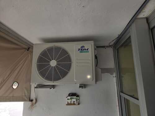                                                                                             JLC Air Services
• Venta de sistemas de aire acondicionado de alta calidad
• Instalación profesional y garantizada
• Mantenimiento de unidades para un rendimiento óptimo
• Reparación rápida y eficiente
                                                                                    