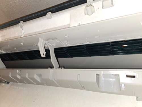                                                                                             JLC Air Services
• Venta de sistemas de aire acondicionado de alta calidad
• Instalación profesional y garantizada
• Mantenimiento de unidades para un rendimiento óptimo
• Reparación rápida y eficiente
                                                                                    