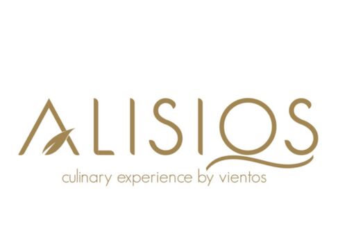 • Vientos Hotel
Horario del hotel 24/7
El hotel cuenta con 4 habitaciones, cada una con su piscina privada, y 2 habitaciones que están en construcción
• Alisios Restaurante
Horarios: Viernes 4 pm a 9 pm, sábado y domingos 9 am a 9 pm. Tienen Brunch sábado y domingos. Preferible por reservación, pero aceptan walk-ins
MediterrAsian Restaurant - Mixology bar - Brunch- Cena