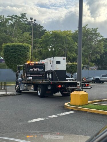                                                                                             • Servicio de Grúa
• Servicio de Transportacion
• Servicio de Cerrajería
• Servicio de Cambio de Gomas
• Servicio de Recarga de Batería
• Movimiento de Equipo Semi- Pesado
• Movimiento de Botes (Embarcaciones)
• Movimiento de Plantas Eléctricas Industriales y de Arrastre.
• Mecánica Liviana
                                                                                    