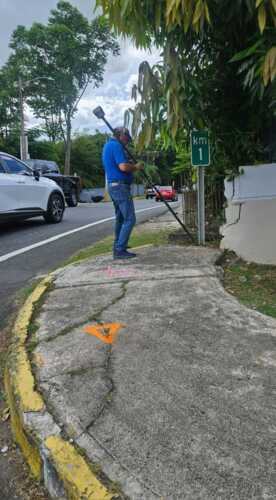• Ingeniería
• Inspección de Propiedades
• Valoraciones Asegurables
• Costo de Reemplazo
• Control de Pérdida de Seguros
• Gestión de Proyectos y Construcción
• Servicios Profesionales de Topografía
