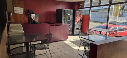 Servicios Funerales
Los paquetes funerales básicos incluyen:
• Servicios básicos del director y personal
• Embalsamamiento
• Permiso de enterramiento
• Uso de facilidades o uso de equipo y
personal para servicio en la residencia
• Recogido del cuerpo o traslado a la funeraria
• Carroza fúnebre
• Libro de registro de firmas
• Recordatorios
• Emblema religioso
• Ataúd
También le brindamos o ayudamos con los siguientes servicios:
• Servicio religioso
• Servicio de esquelas en los principales
periódicos del país
• Servicio de limosina
• Tarjetas de expresiones de gratitud
• Carro floral
• Guagua de sonido
• Servicio de floristería
• Exhumación y traslado
• Traslados hacia otros destinos
fuera de Puerto Rico
• Servicios provenientes de otros países
• Funerales directos
• Embalsamamiento
Contamos con nuestra propia sala de embalsamamiento, y con uno de los embalsamadores y profesor de ciencias mortuorias más experimentado en el campo, el Sr. Orlando Rodriguez Lic. 328, quien cuenta con más de 20 años de experiencia en la profesión, especialmente en maquillaje y arte restaurativo.
• Facilidades
Contamos con cuatro capillas, un área cómoda de recibidor, cafetería, cuarto de exhibición de ataúdes, oficina, sala de embalsamamiento y estacionamiento. Nuestras facilidades fueron remodeladas recientemente para su comodidad y conveniencia.
• Cafetería
Tenemos a su disponibilidad un área de cafetería, en donde puede sentarse y disfrutar de comidas ligeras, como sándwiches, frituras, mantecados, snacks y refrigerios, entre otros.
• Cuarto de exhibición de ataúdes
Contamos con una gran variedad de ataúdes, de diferentes diseños, colores y tamaños, y lo más importante con precios bien razonables.
• Cremación
Brindamos servicios de cremación y velatorio, cremación y servicio religioso y cremación directa. También tenemos disponibles urnas para la venta.