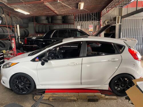                                                                                             Además de alineamiento, también hacemos:
•  Alineamiento y Balanceo
•  Mecánica Liviana
•  Evaluación de Autos
• Frenos
• Reparación de gomas
• Tren delantero
• Rotación
• Balanceo electrónico
• Cambio de aceite y filtro
• Tune-up
• Mecánica liviana
• Venta de gomas y baterías.
• Recuerde: ¡Si necesita reparación de gomas, estamos a su orden!
• ¡Servicio rápido y profesional!
                                                                                    