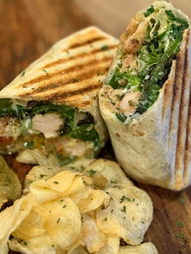                                                                                             • Restaurante de Brunch
• Desayunos
• Café 
• Croissants
• Pancakes
• Waffles
• Sándwiches 
• Bebidas
• Batidas
                                                                                    