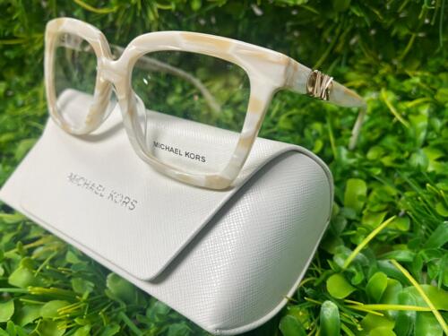                                                                                             • Realizamos exámenes visuales a niños.
• Variedad de marcas a escoger.
• Variedad de tratamientos para la protección de su salud visual.
• Exámenes visuales martes y viernes por cita previa.
• Al traer la receta le aplicamos 25 dólares de descuento.
• Venta de lentes de contacto
                                                                                    