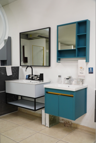                                                                                             • Materiales de Construcción
• Ferretería en General
• Materiales de plomería y electricidad
• Ventas y alquiler de herramientas
• Baños y accesorios
• Lozas y Azulejos
• Venta de gabinetes de cocina a la medida
• Entrega de materiales
                                                                                    