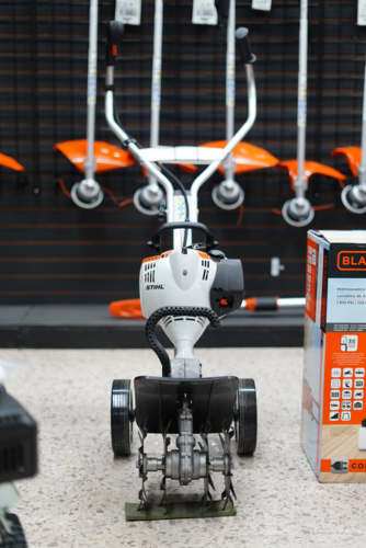                                                                                             • Materiales de Construcción
• Ferretería en General
• Materiales de plomería y electricidad
• Ventas y alquiler de herramientas
• Baños y accesorios
• Lozas y Azulejos
• Venta de gabinetes de cocina a la medida
• Entrega de materiales
                                                                                    