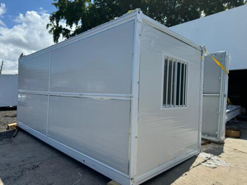                                                                                             • Food Truck y cocinas rodantes
• Tiny House y casas modulares
• Container aislados
• Trailers de almacenaje (storage), utilitarios y de plataforma
• Trailers para barbería, entre otros (Grooming Trailers)
• Trailers multiusos en variedad de tamaños
• Vagones, ventanas y puertas (varios modelos disponibles)
• Marca registrada THE ROCK, exclusiva de JL Trailers PR
                                                                                    