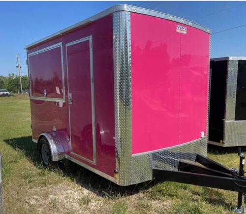                                                                                             • Food Truck y cocinas rodantes
• Tiny House y casas modulares
• Container aislados
• Trailers de almacenaje (storage), utilitarios y de plataforma
• Trailers para barbería, entre otros (Grooming Trailers)
• Trailers multiusos en variedad de tamaños
• Vagones, ventanas y puertas (varios modelos disponibles)
• Marca registrada THE ROCK, exclusiva de JL Trailers PR
                                                                                    
