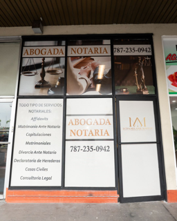 Todo tipo de servicios notariales:
• Affidavits
• Matrimonio ante notario
• Capitulaciones matrimoniales
• Divorcio ante notario
• Declaratoria de herederos
• Casos civiles
• Consultoria legal