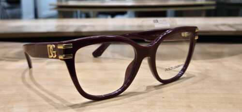                                                                                             •  Examen de la vista 
•  Lentes de Contacto
•  Espejuelos
•  Gafas de sol para receta
                                                                                    