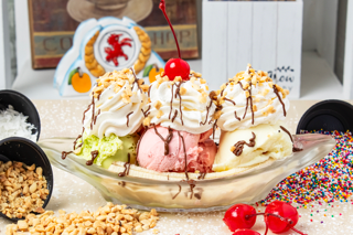                                                                                             • Desayuno 
• Almuerzo 
• Cena 
• Café y bebidas 
• Gelatos 
• Sorbete 
• Productos sin azúcar 
• Acai
                                                                                    