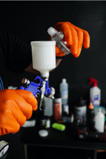 • Detailing
• Car Storage
• Lavado profesional
• Pulido y corrección de pintura
• Recubrimiento cerámico