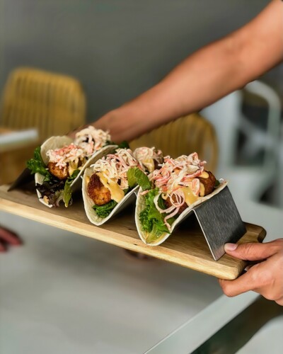                                                                                             •  brunch
•  desayuno
                                                                                    