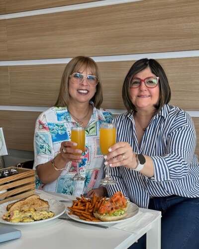                                                                                             •  brunch
•  desayuno
                                                                                    