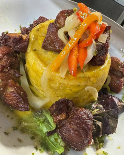                                                                                             • Appetizers
• Meat dishes
• Seafood dishes
• Mofongo
• Hamburgers
• Pasta dishes
• Salads
• Desserts
• Cocktails
                                                                                    