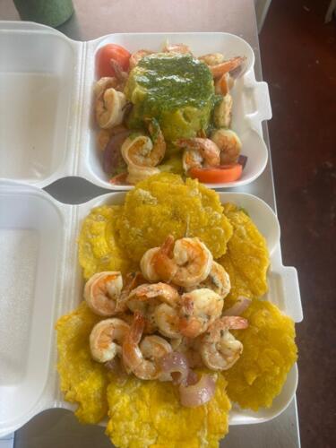                                                                                             Disfruta nuestros platos estrella, entre muchos otros:

• Mofongo con camarones
• Carne frita
• Pollo con papas fritas
• Tostones con camarones
• Refrescos
• Salsas caseras: chimichurri y mayoketchup

¡Visítanos!
                                                                                    