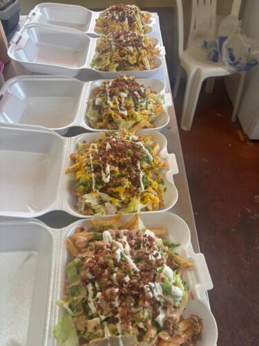                                                                                             Disfruta nuestros platos estrella, entre muchos otros:

• Mofongo con camarones
• Carne frita
• Pollo con papas fritas
• Tostones con camarones
• Refrescos
• Salsas caseras: chimichurri y mayoketchup

¡Visítanos!
                                                                                    