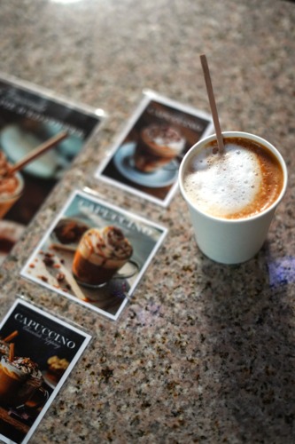 Encuentra todo lo que necesitas en un solo lugar.
Contamos con áreas de:
• Recetario
• Supermercado
• Efectos Escolares
• Joyería y perfumería
• Maquillajes y productos de belleza
• Cafetería
• Recarga celulares
• Accesorios
• Envoltura de regalos
• Lotería y fotocopias