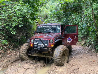                                                                                             Nos Especializamos en todo para tu Jeep, guagua y 4X4:
• Venta de Piezas
• Accesorios
• Aros
• Gomas
• Servicio
• Mantenimiento
• Mecánica Liviana
• Modificaciones y Más.
                                                                                    