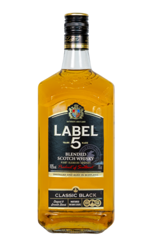 • Venta y distribución de licores al por mayor
• Suplido a negocios B2B: barras, chinchorros, supermercados, cafeterías, colmados, restaurantes y más
• Variedad de marcas exclusivas