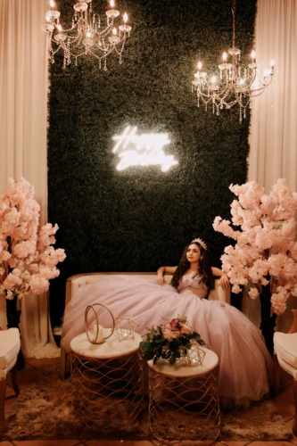                                                                                             • Salón de actividades, coordinación & decoración
• Bodas
• Novias
• Eventos corporativos
• Quinceaños
• Cumpleaños
• Fotografos
                                                                                    