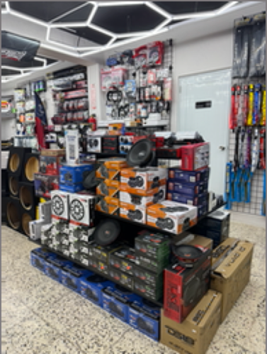                                                                                             • Venta de accesorios de carro
• Instalación de equipo de música
• Venta de audio
• Luces LED
• Aros
• Productos de detailing
• Auto parts (focos, parrillas, baterías)
                                                                                    