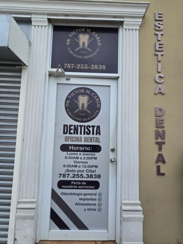 • Cirugía
• Prótesis removible y fijas
• Mini implantes
• Invisalign
• Braces
• Blanqueamiento dental
• Se atienden niños y adultos