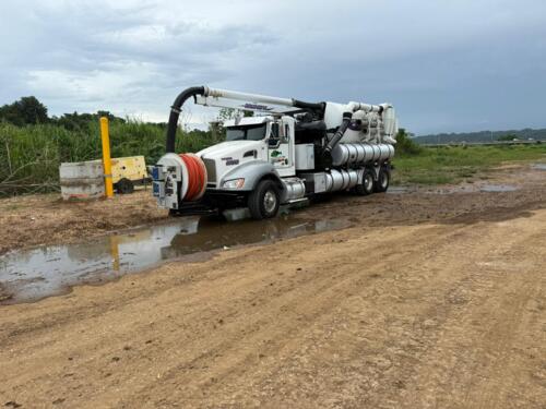                                                                                             • Limpieza de Sistema Sanitarios en el Área Comercial 
• Descarga de Pozos Sépticos (Comercial y Residencial) 
• Limpieza de Tuberías 
• Limpieza de Alcantarillados 
• Limpieza de Sistema de Bombeo Sanitario 
• Mantenimiento de Sistema de Bombeo Sanitario 
• Limpieza de Plantas de Tratamiento 
• Transporte Séptico y Equipo Pesado 
• Transporte de Agua Potable 
• Instalación de Bypass
• Alquiler de Bomba para todo tipo 
• Renta de Baños Portátiles para Eventos y Actividades
                                                                                    