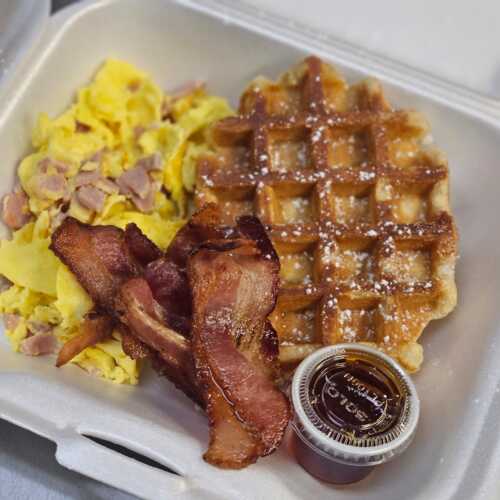                                                                                             • Desayunos
• Almuerzos criollos
• Dulces, panes, bizcochos y más
• Todo preparado al momento.
                                                                                    