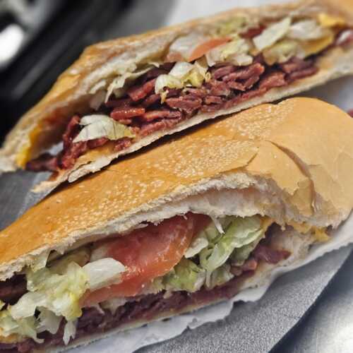                                                                                             • Desayunos
• Almuerzos criollos
• Dulces, panes, bizcochos y más
• Todo preparado al momento.
                                                                                    