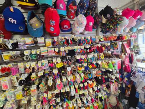 • Joyería
• Oro (compra y venta)
• Stainless Steel (venta)
• Fantasía
• Relojes (baterías y pasadores)
• Accesorios