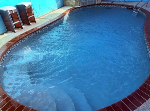                                                                                             • Mantenimiento de piscinas
• Limpieza de piscinas
• Reparación de tuberías
• Reemplazo de equipo
• Instalación de bombas inverter
• Instalación de luces
• Servicio residencial y comercial
                                                                                    