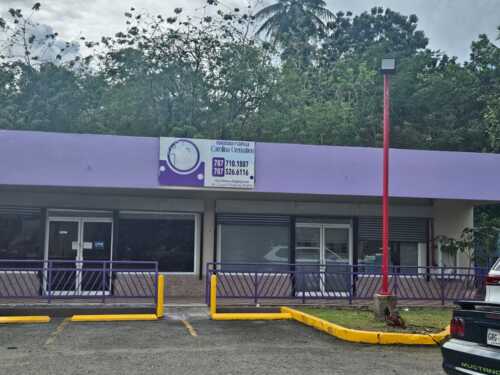                                                                                             • Servicio de velatorio y cremación- Permisología, Recogido del cuerpo, embalsamamiento, Ataúd en metal o caoba alquilado,4 horas de velatorio, libro memorial, tarjeta de recordatorio, servicio de cafetería y cremación
Total $1,895.00
                                                                                    