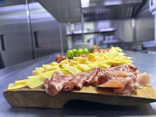                                                                                             • Alta cocina (Fine dining)
• Cata de vinos y degustaciones
• Eventos y seminarios de vino
• Regalos y experiencias personalizadas
• Eventos corporativos
                                                                                    