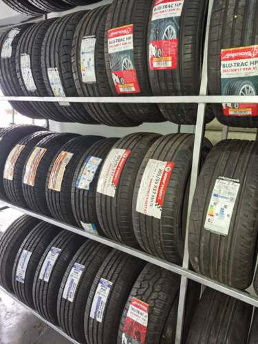                                                                                             Venta de gomas nuevas y usadas, balanceo electrónico y monturas. Todos los tamaños de gomas a precios módicos.
                                                                                    