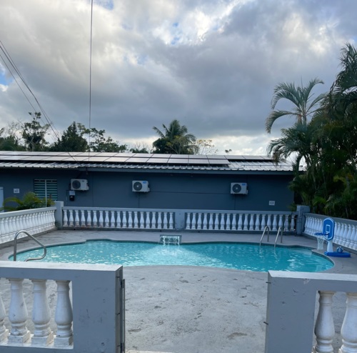                                                                                             • Programa residencial
• Terapias grupales e individuales a cargo de consejeros certificados
• Consejería espiritual o teo-terapia
• Trabajo social
• Enfermería
• Menú (comidas y meriendas) certificad
                                                                                    