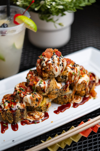                                                                                             • Servicio de Entrega (Vega Baja)
• Carry out (Llamar para recoger)
• Servicio de Catering
• Salón de Actividades con aire acondicionado
                                                                                    