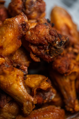                                                                                             • Servicio de Entrega (Vega Baja)
• Carry out (Llamar para recoger)
• Servicio de Catering
• Salón de Actividades con aire acondicionado
                                                                                    