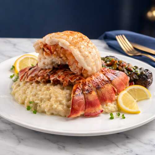                                                                                             D'Landing Bar & Restaurant
• Especialidad en mariscos y carnes
• Comida Criolla
• Picadera
• Coctelería
• Brunch (sábados y domingos)
• Somos Pet Friendly
• Contamos con estacionamiento exclusivo
• Salón con aire acondicionado
• Mesas y sillas al aire libre
• Música en vivo los domingos
                                                                                    
