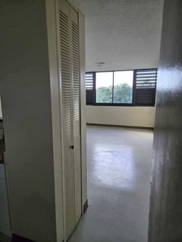                                                                                             • Complejo de Apartamentos para personas de 62 años o más.
• Seguridad 24/7 
• En situaciones de emergencias se contacta a servicios de ambulancias y familiares
                                                                                    