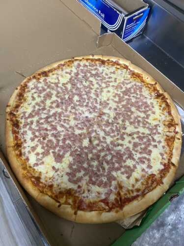 • Pizza
• Calzone
• Alitas
• Palitos con Queso
• Lasagna
• Pastas
• Bebidas
• Postres