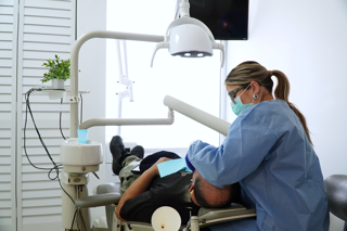                                                                                             Innovare Dental
Servicios de Odontología General
Cirugías Dentales
Prótesis Dental
Estética Dental
Laboratorio Dental
                                                                                    