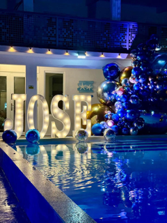                                                                                             • Alquiler de Mobiliario
• Arcos y Estructuras
• Letras y Números Iluminados
• Mesas y Bases para Bizcochos
• Herramientas para Decoradores
• Productos para Eventos
                                                                                    