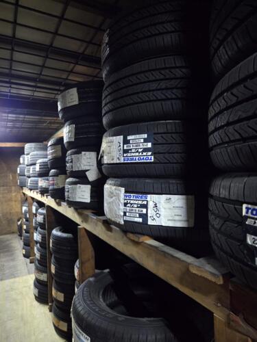                                                                                             • Venta de gomas nuevas y usadas
• Reparación de gomas
• Cambio e instalación de baterías
• Balanceo
• Diagnóstico
• Servicio de TPMS y sensores de presión
• Inspección vehicular
                                                                                    