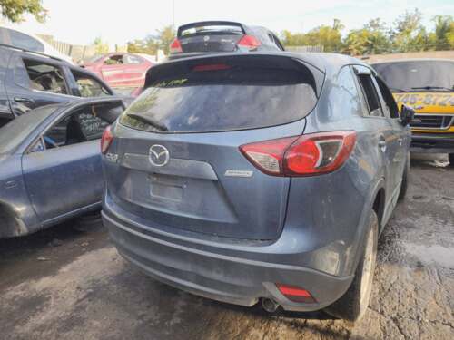 • Compramos autos chocados o dañados
• Motores
• Transmisiones
• Diferenciales
• Suspensión
• Bujes
• Pívots