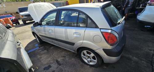 • Compramos autos chocados o dañados
• Motores
• Transmisiones
• Diferenciales
• Suspensión
• Bujes
• Pívots