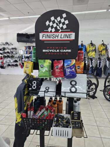                                                                                             • Venta y reparación de bicicletas
• Venta de accesorios
• Equipo de seguridad
• Ropa para ciclistas
• Nutrición: suplementos y vitaminas para atletas
• Fitting: programa digitalizado en 3D
• Financiamiento a 3 meses y medio a través de Sincronic
                                                                                    
