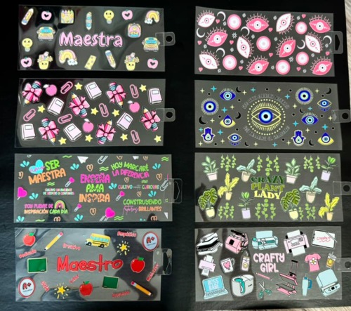                                                                                             • Impresión DTF y DTF UV.
• Creación de stickers promocionales.
• Diseño e impresión de banners, D-boards y roll-ups.
• Personalización de camisas.
• Personalización de vasos.
• Impresión
                                                                                    